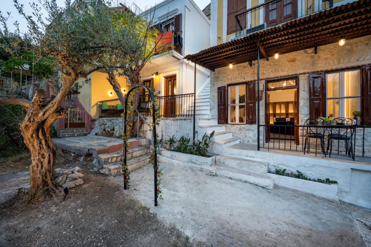 Townhall Apartment Symi Exterior photo